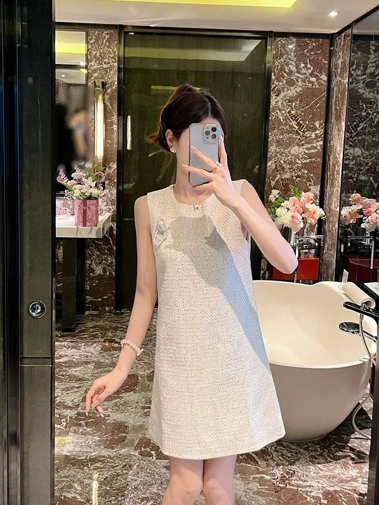 Light luxury small fragrant style sleeveless dress for women summer 2024 new temperament petite banquet dress OL skirt