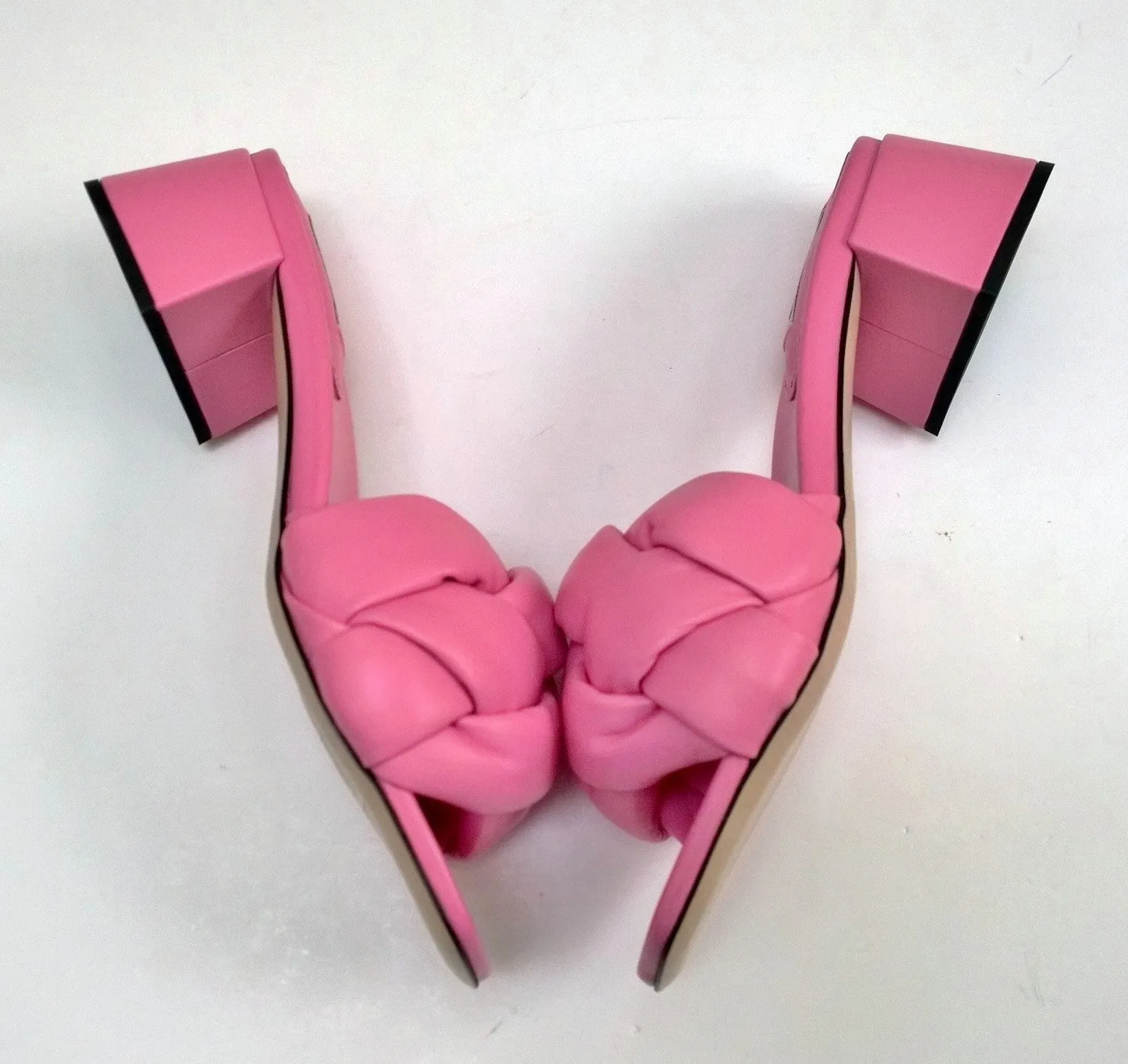 Miu Miu Donna Pink Leather Quilted Puffy Slides Sandals Padded Heels