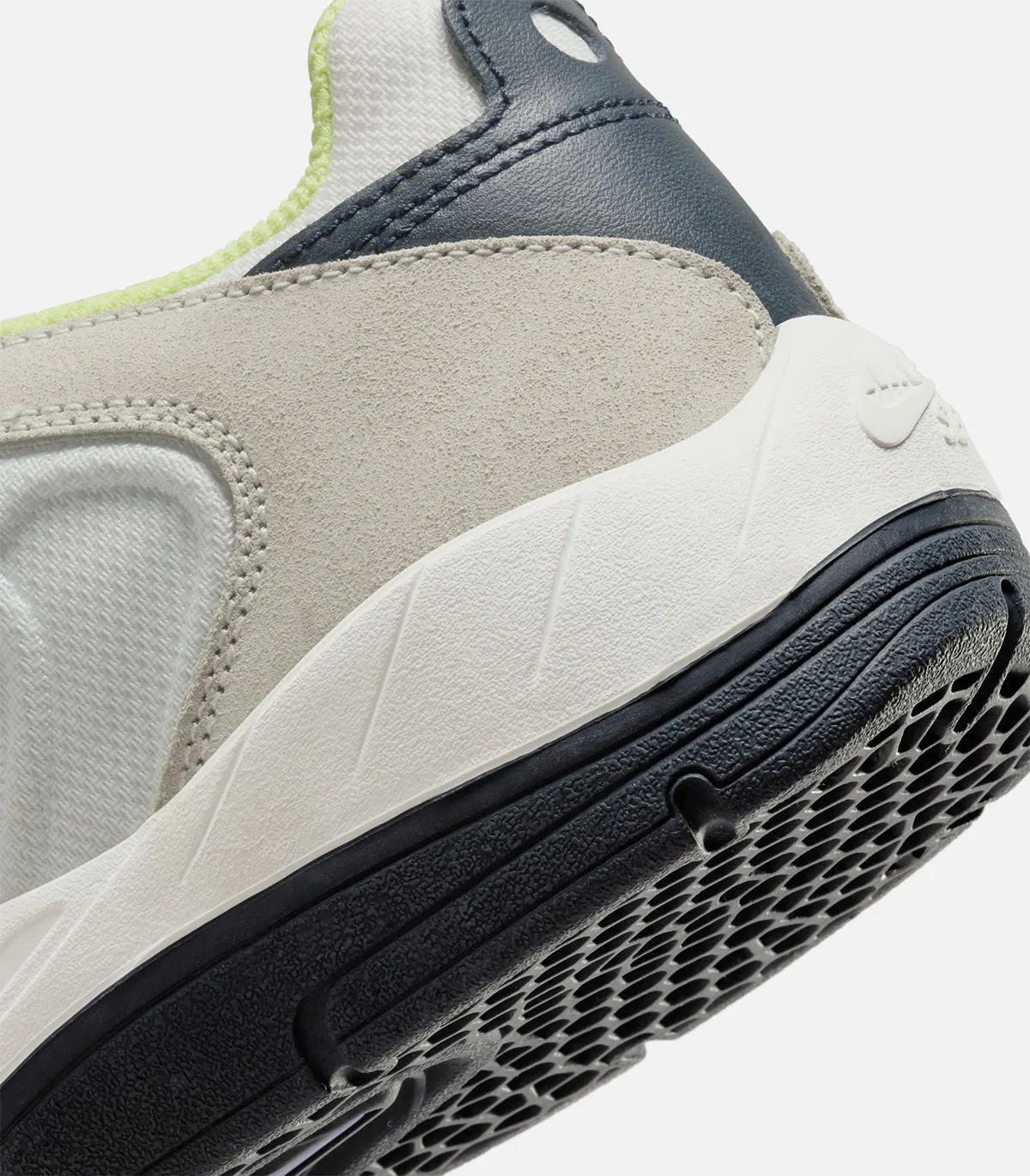 Nike SB Vertebrae